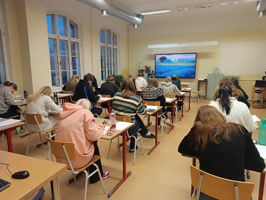 img 20251217 091024 img 20251217 091024